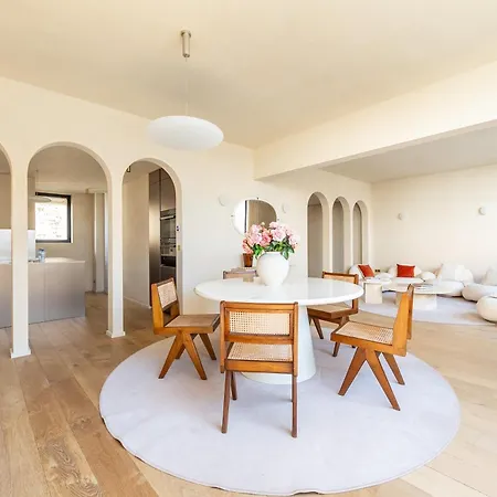 Lease Mobility L Champs-elysée&eiffel View L Triplex 2br&rooftop Appartamento Parigi